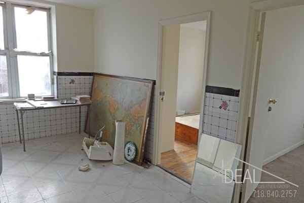 54 Ocean Ave #4L - Photo 2 of 6