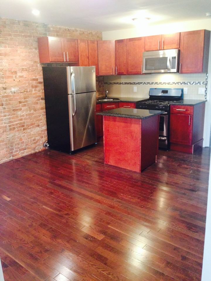 E New York Ave 2ndFL, New York, NY 11212 3 Bedroom Apartment for