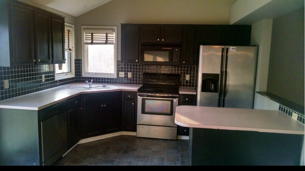 8239 Tucker St, Omaha, NE 68122 3 Bedroom Apartment for Rent PadMapper