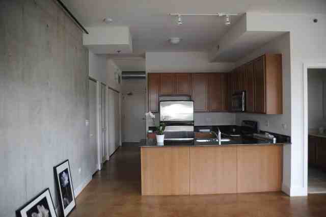 315 Front St - Photo 3 of 6