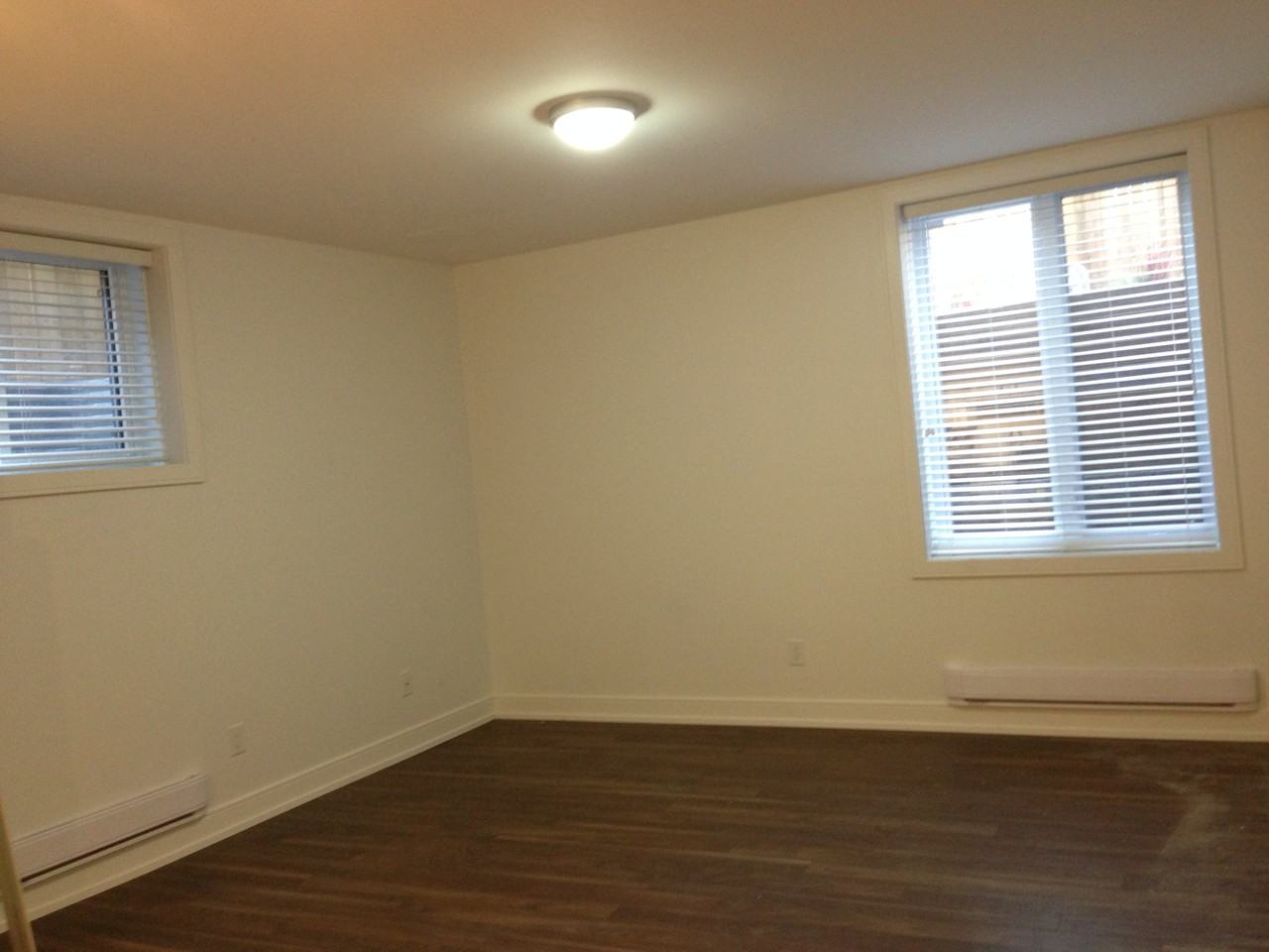 267 St Andrew St - Photo 2 of 4