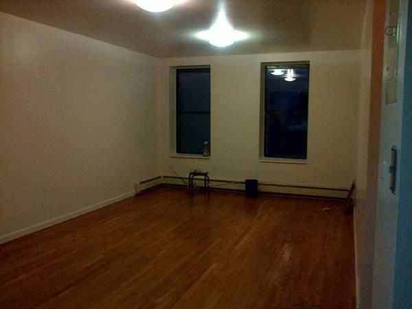 159 Carlton Ave - Photo 3 of 6