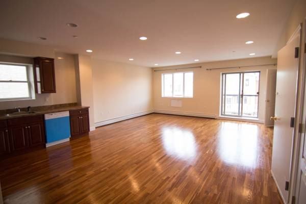 199 Bay 29th St #2 - Photo 2 of 9