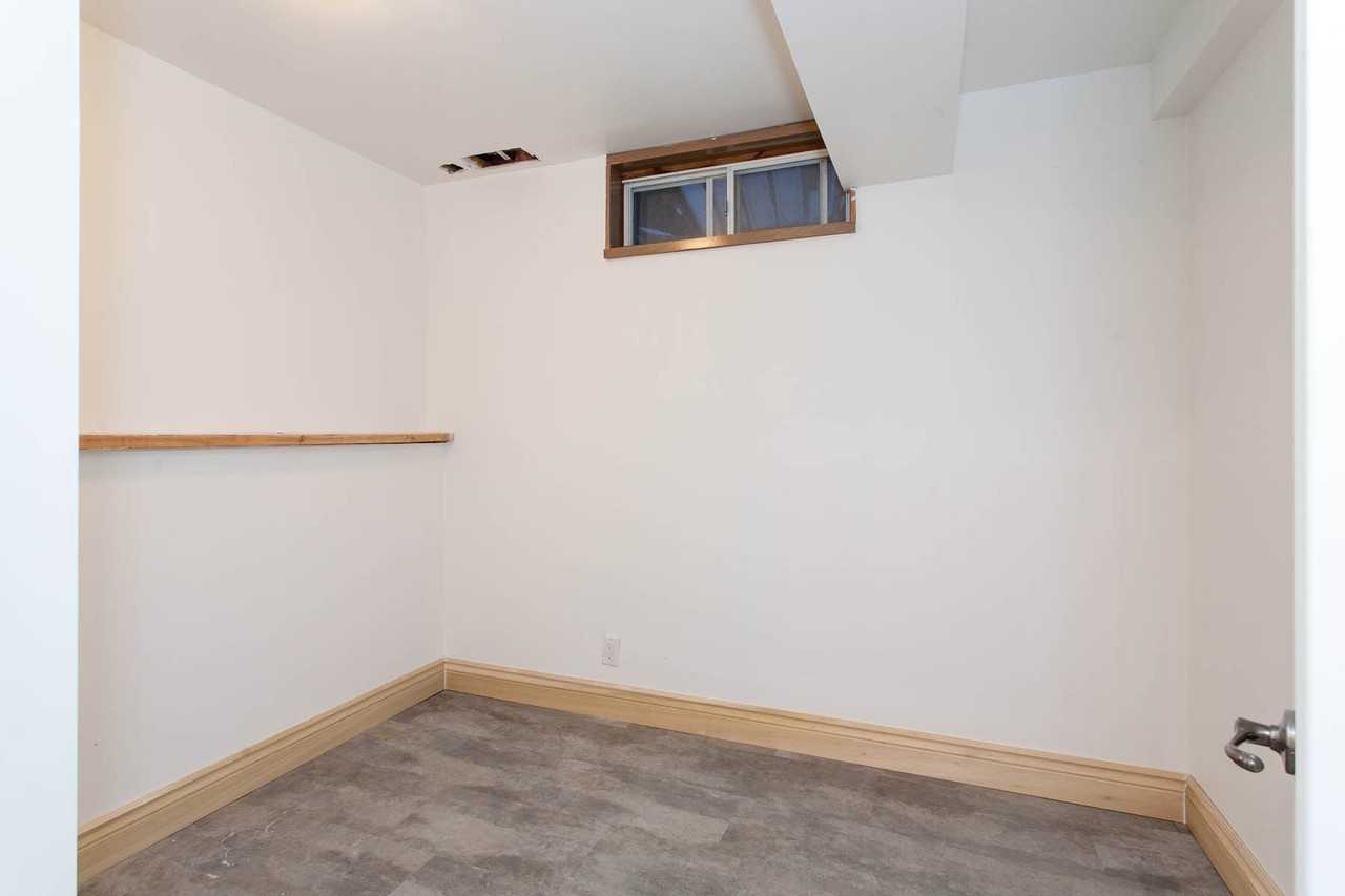 197 Southwood Dr #1 - Photo 3 of 6