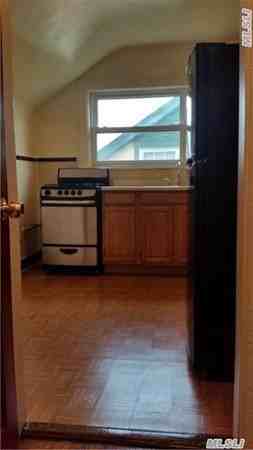 168-0 116th Ave - Photo 2 of 4