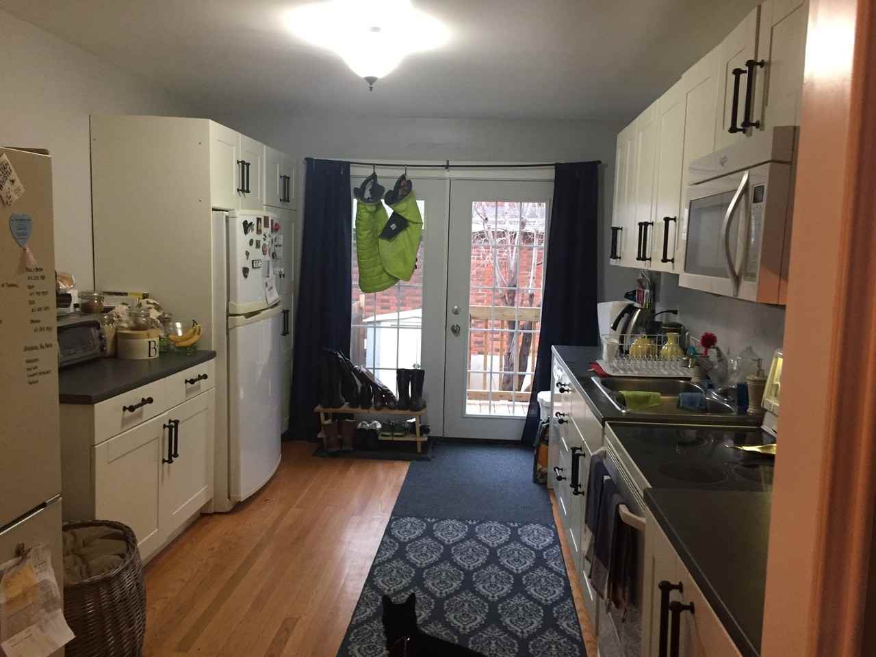 1043 Aldea Ave #B - Photo 2 of 21