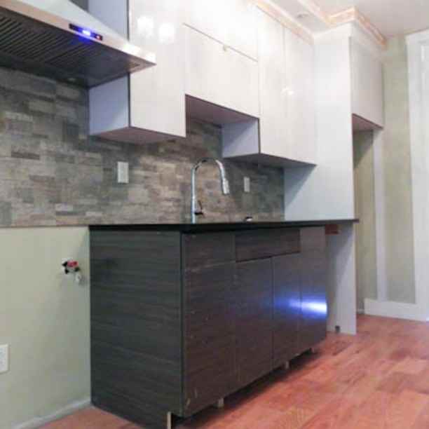 842 Madison #3 - Photo 3 of 10