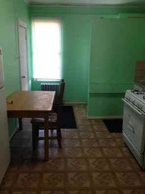 36-21 Review Ave - Photo 3 of 5