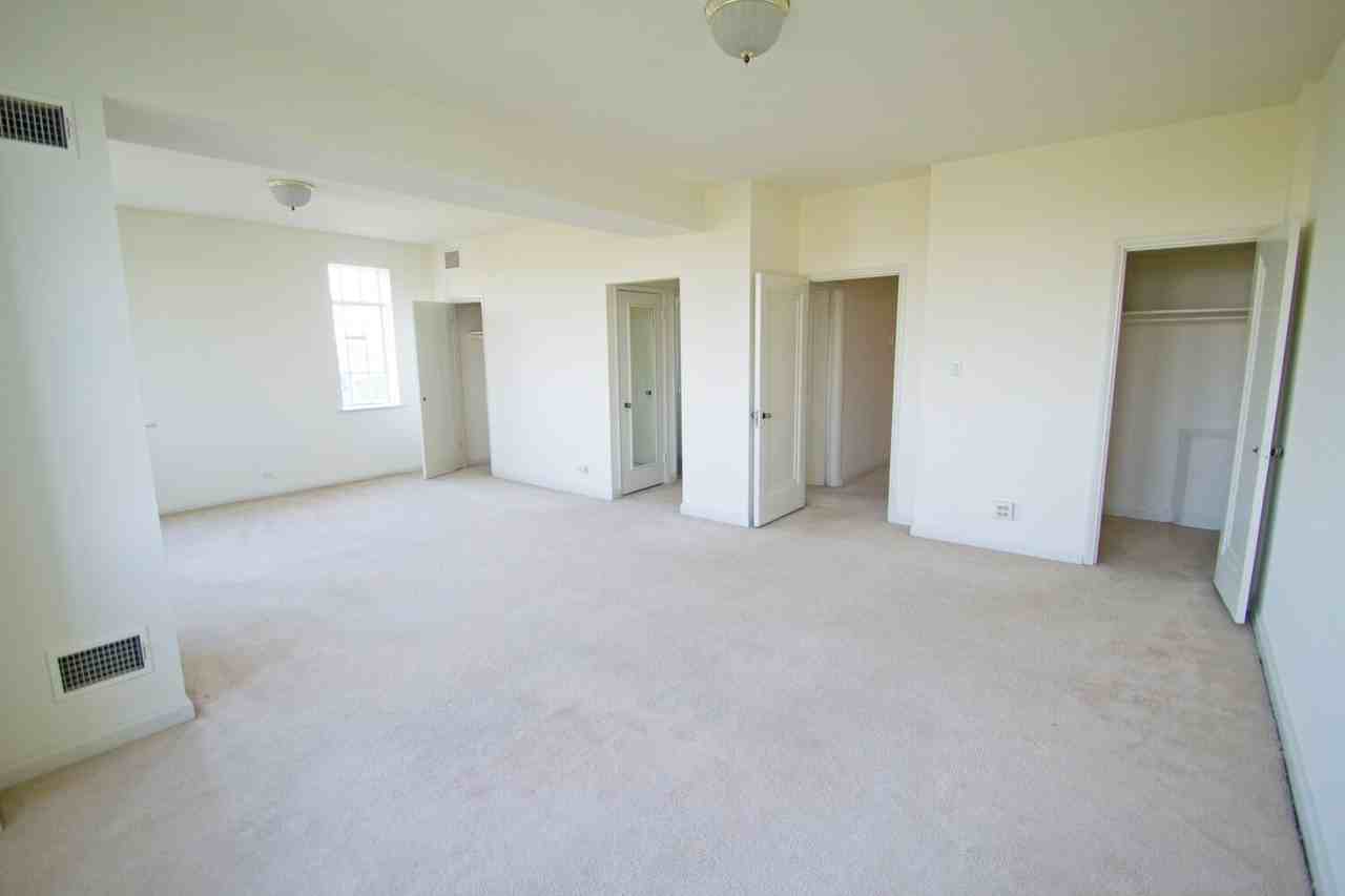 2979 W School Rd #207C - Photo 2 of 4