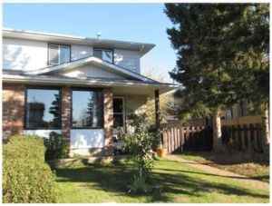 11132 26 Ave NW - Photo 2 of 5