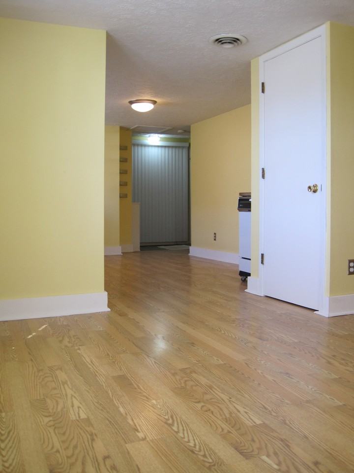 10980 Ridge St - Photo 2 of 10