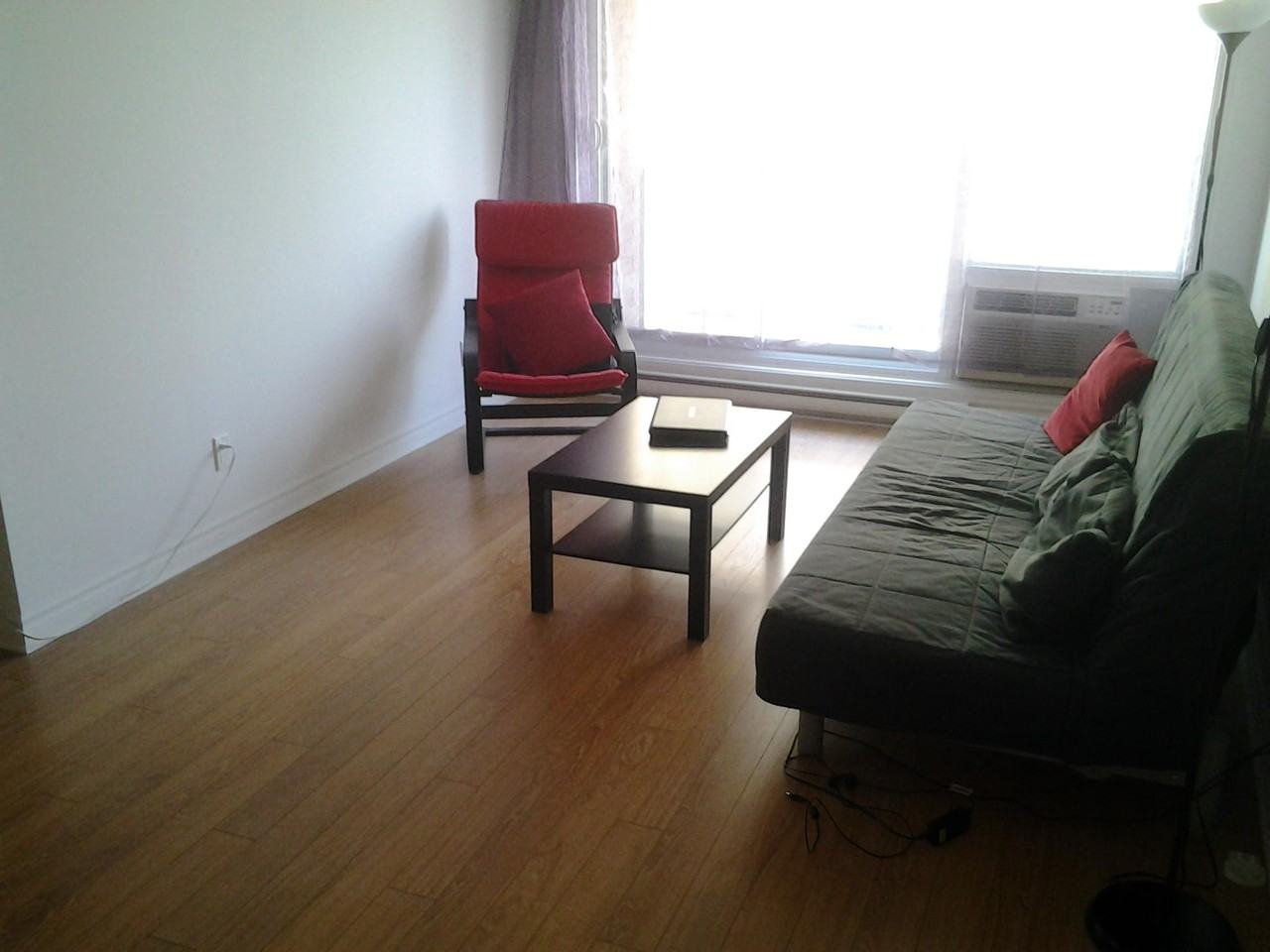 385 Boulevard Deguire - Photo 3 of 12