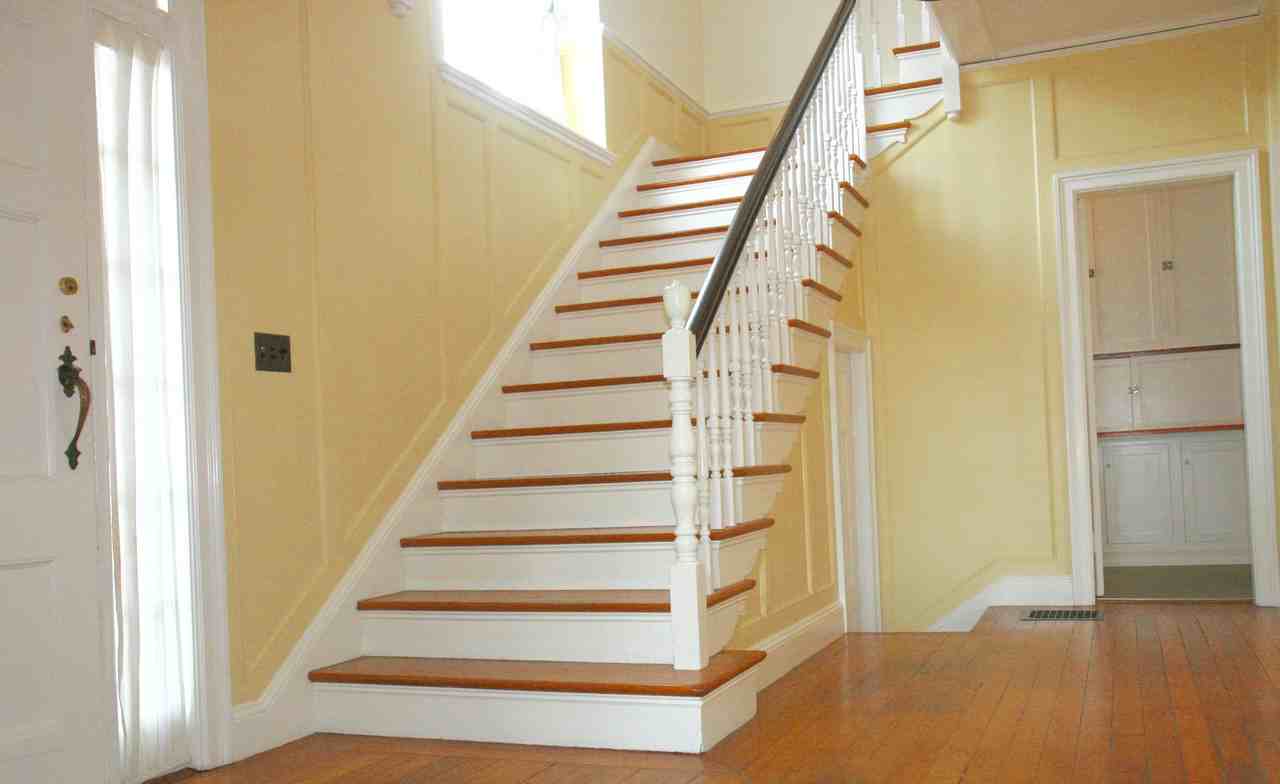 862 Arlington Ave - Photo 2 of 16