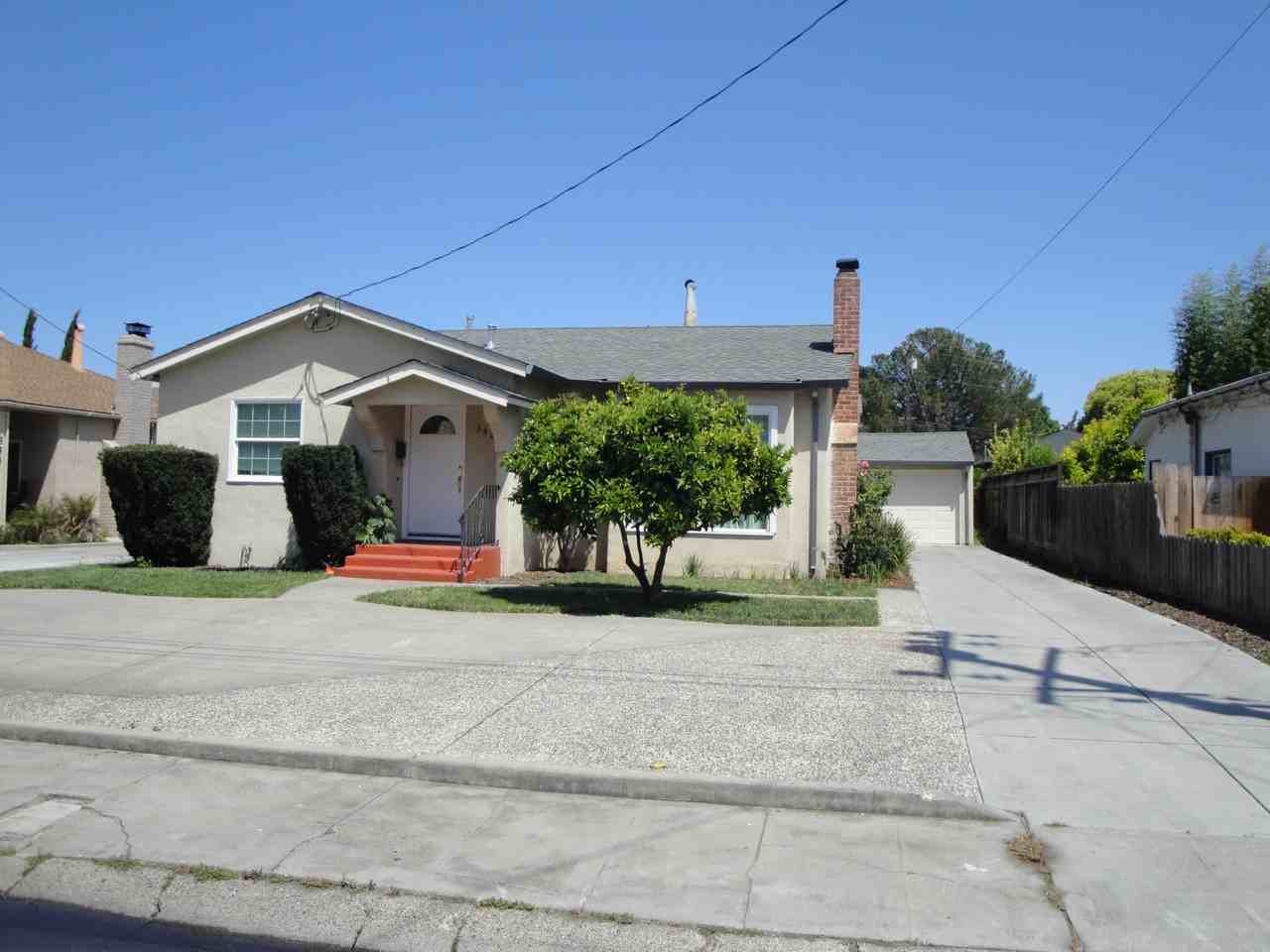 342 S Redwood Ave - Photo 2 of 5