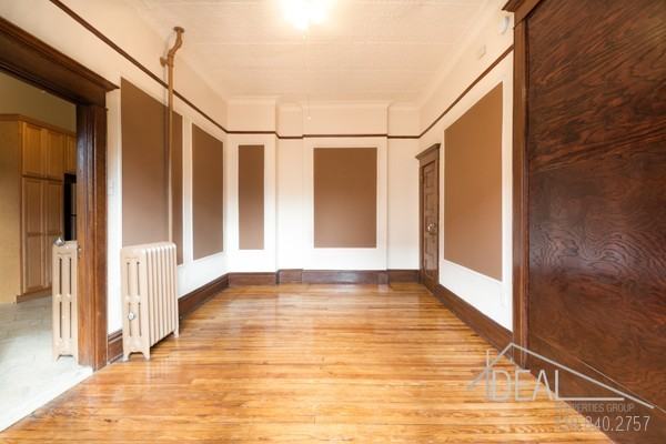 470 16th St #2R - Photo 2 of 11