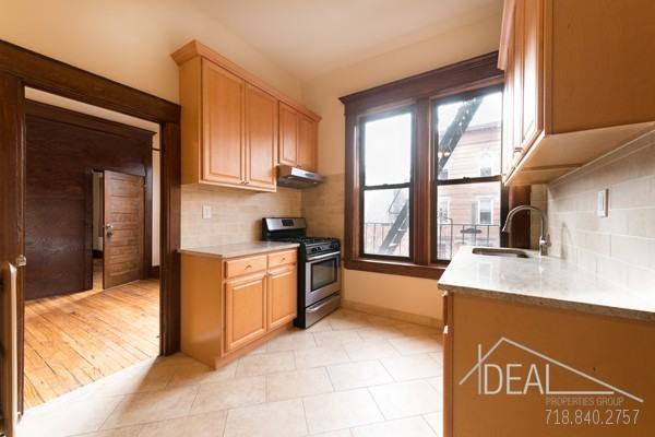 470 16th St #2R - Photo 3 of 11