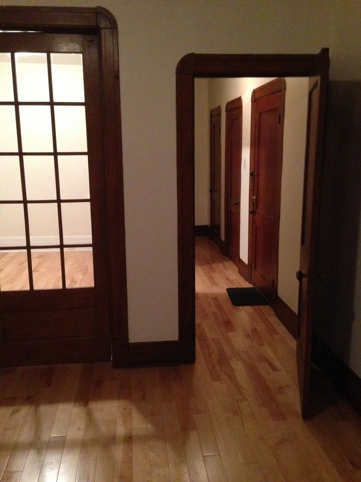 1051 Rue Gilford - Photo 2 of 5