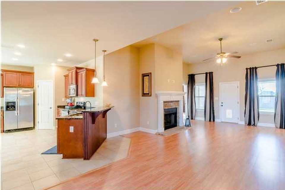 3156 Essex Pl Dr - Photo 2 of 16