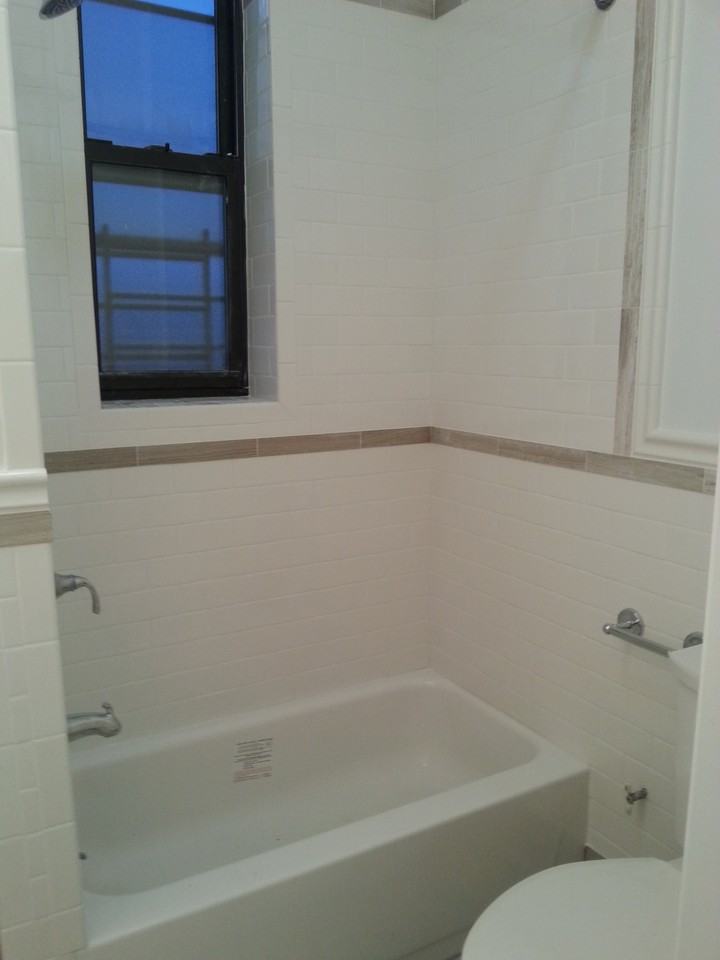 5012 Broadway - Photo 2 of 6