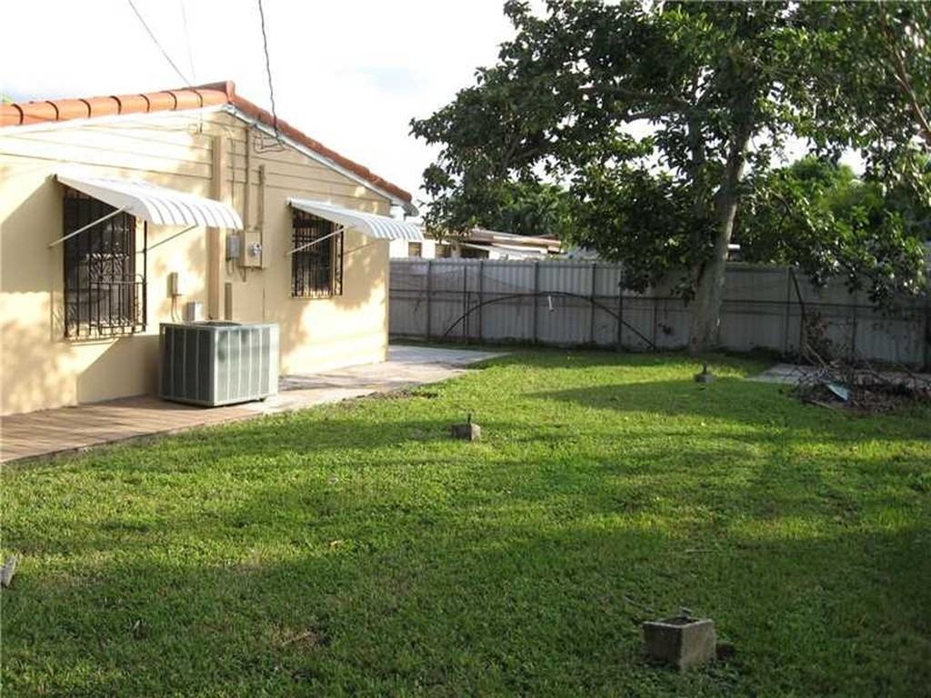 5958 W 13th Ct #0 - Photo 2 of 9