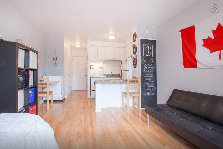 3685 Rue Berri - Photo 3 of 7