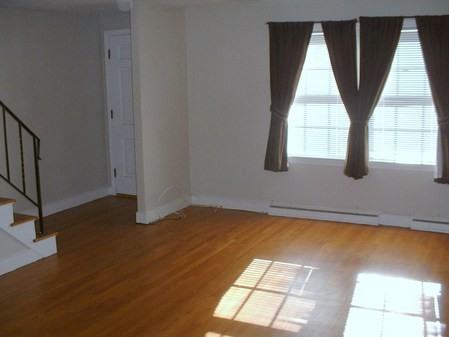 12 Clough Rd - Photo 4 of 10
