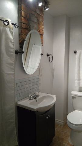 85 Barton St W - Photo 2 of 9