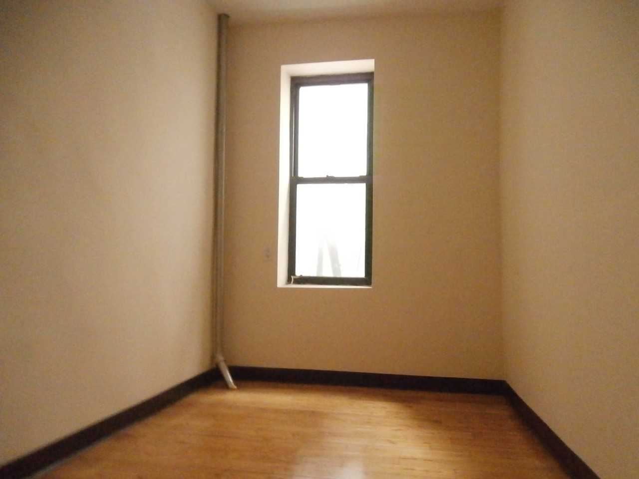 326 E 14th St 3 - Photo 3 of 3