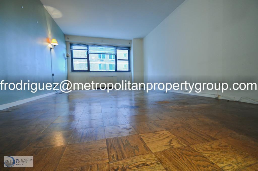 300 W 55th St #6S - Photo 2 of 2