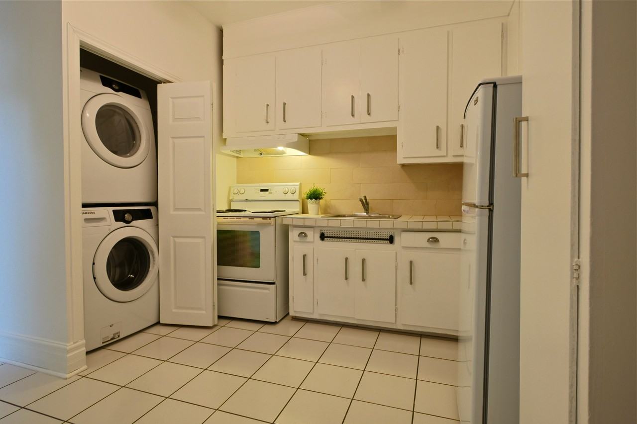 5497 4e Avenue - Photo 2 of 11