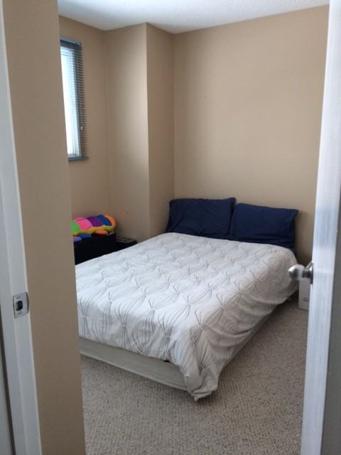 264 Bracewood Rd SW - Photo 3 of 6