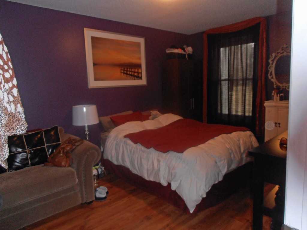 127 Alfred St W #11 - Photo 2 of 3