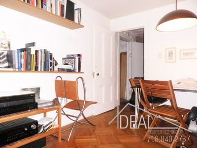 307 Prospect Pl #1R - Photo 3 of 6