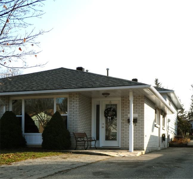 329 Westwood Dr - Photo 2 of 7