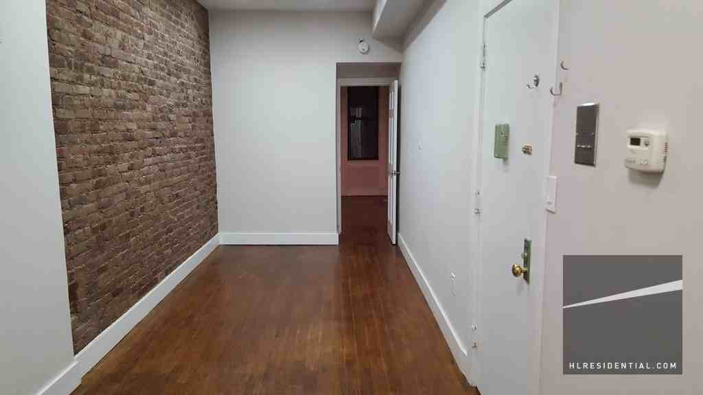 669 Central Ave - Photo 2 of 10