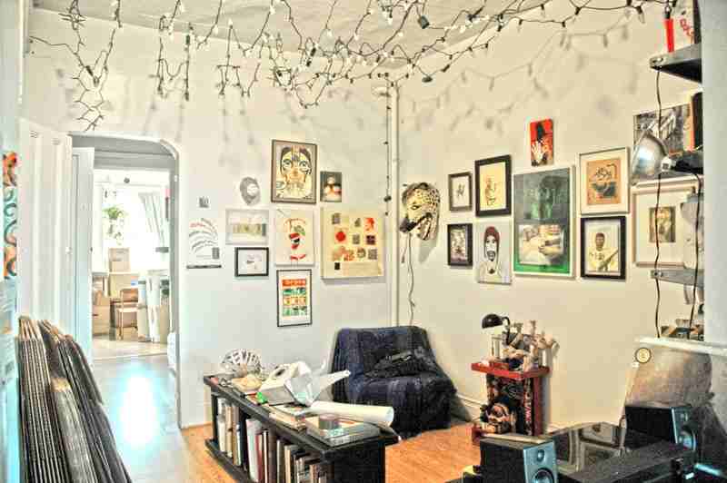 162 Norman Ave #3R - Photo 3 of 4