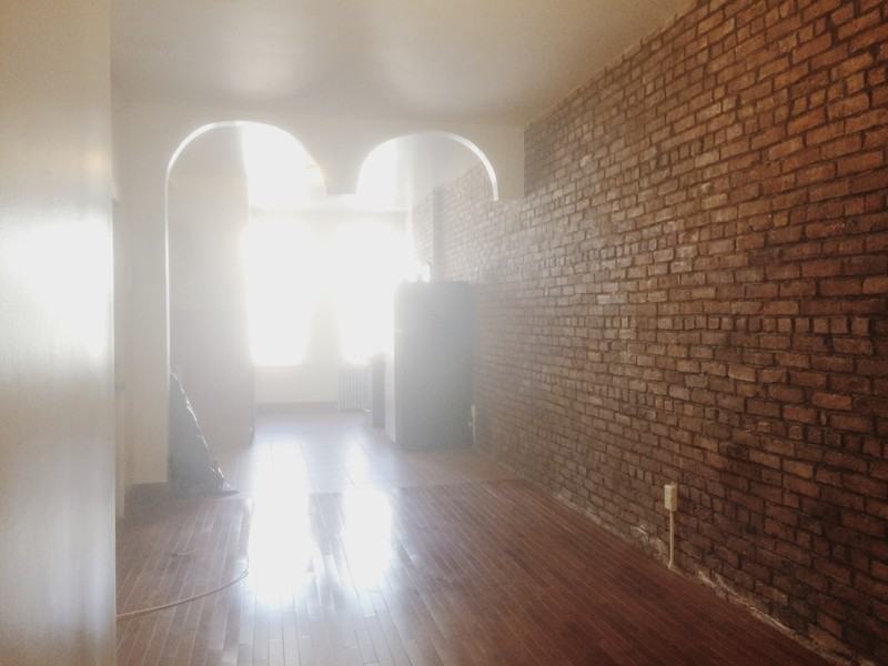 179 Knickerbocker Ave #3R