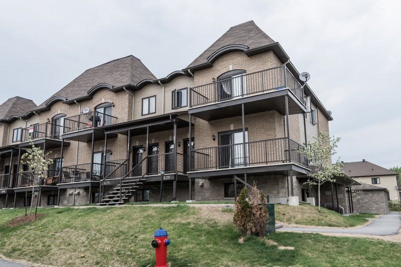 628 Boul des Grives 3, Gatineau, QC J9A 0G1 2 Bedroom Apartment for