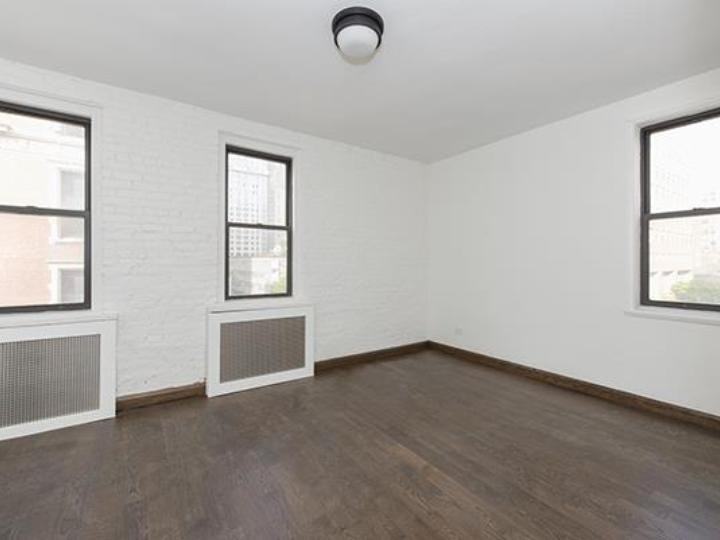 895 10th Ave #2A - Photo 3 of 5