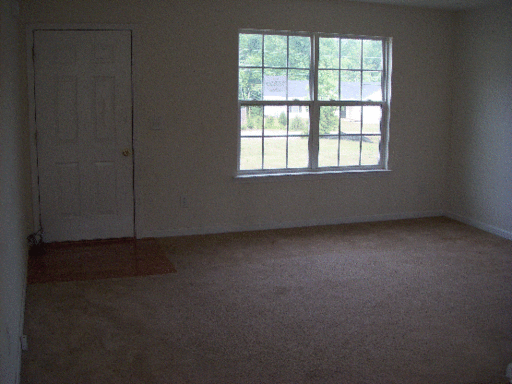 7 Ray Way - Photo 3 of 5