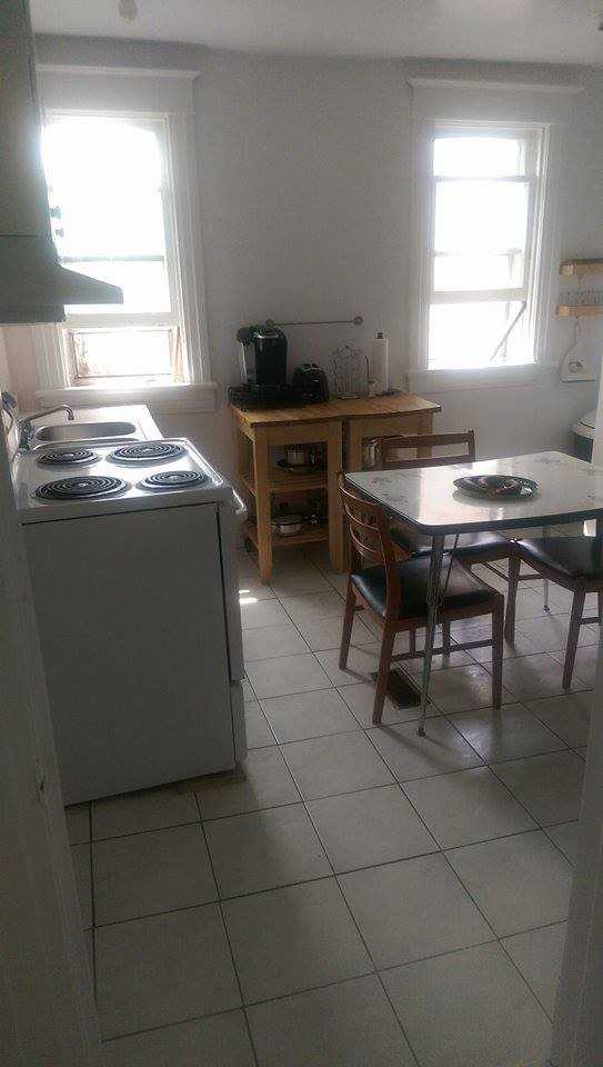 20 Glen Ave #2 - Photo 3 of 4