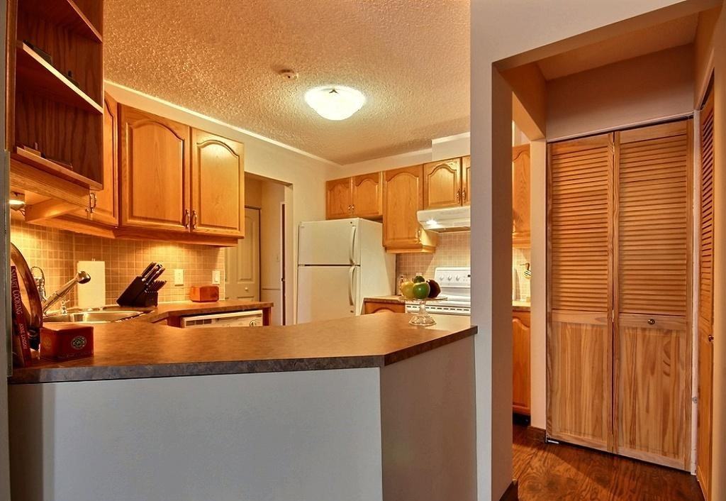 50 Rue Dussault #105 - Photo 3 of 8