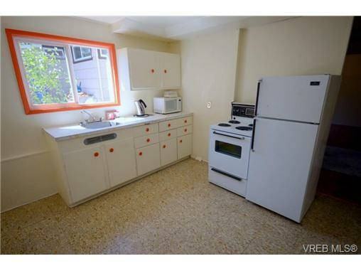 2543 Scott St - Photo 2 of 4