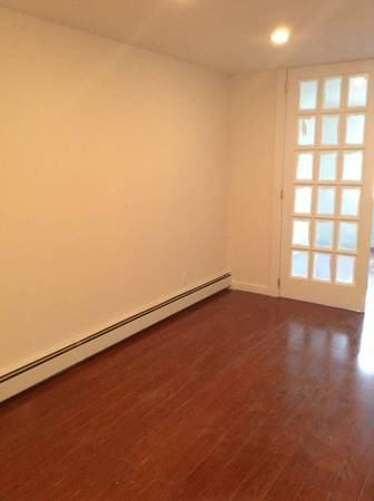 2534 38th St #2 - Photo 2 of 6