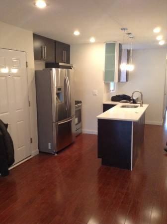 2534 38th St #2 - Photo 3 of 6