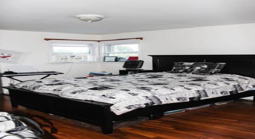 125 Armstrong Rd 2 - Photo 2 of 4