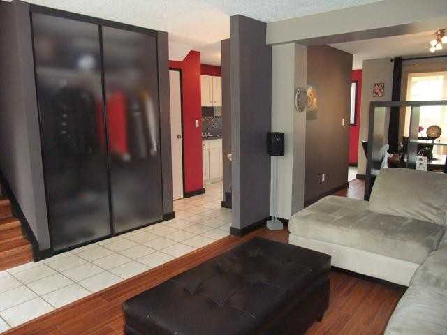 14781 25 St NW - Photo 3 of 7