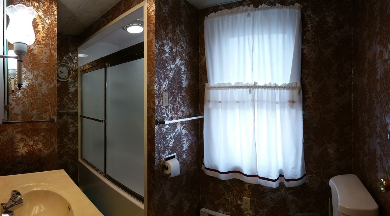 437 Elm St 3 - Photo 3 of 9