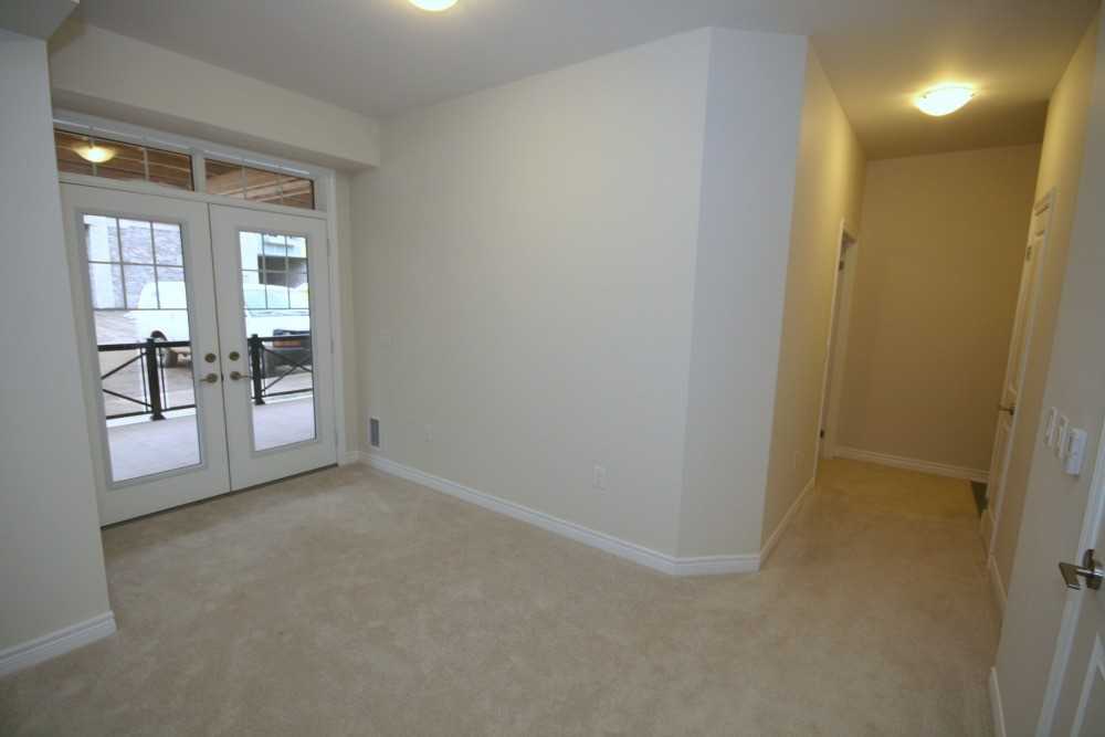 267 Georgian Dr #107 - Photo 3 of 9