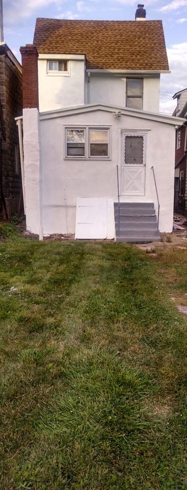 272 Maple Avenue - Photo 2 of 10